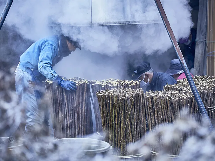 大子那須楮<span style="font-size: 0.75rem">（だいごなすこうぞ）</span>
楮蒸し